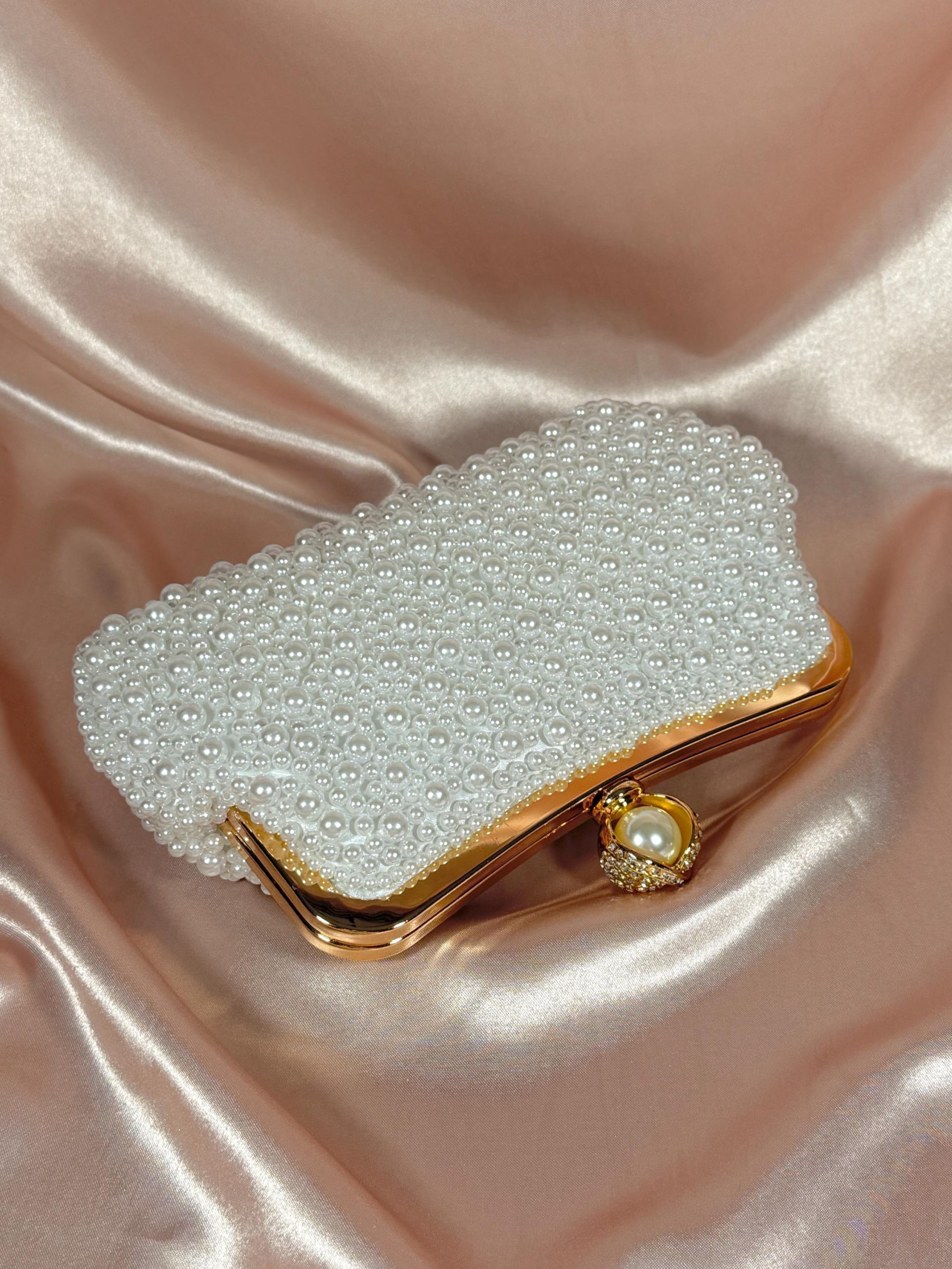White Pearl Beaded Clutch Purse